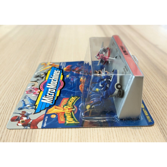 Vintage NIB Micro Machines Mighty Morphin Power Rangers Set #5 PINK RANGER - Picture 5 of 8